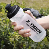 Sports Cup 650ml Squeeze Water Bottle for Cycling & Fitness