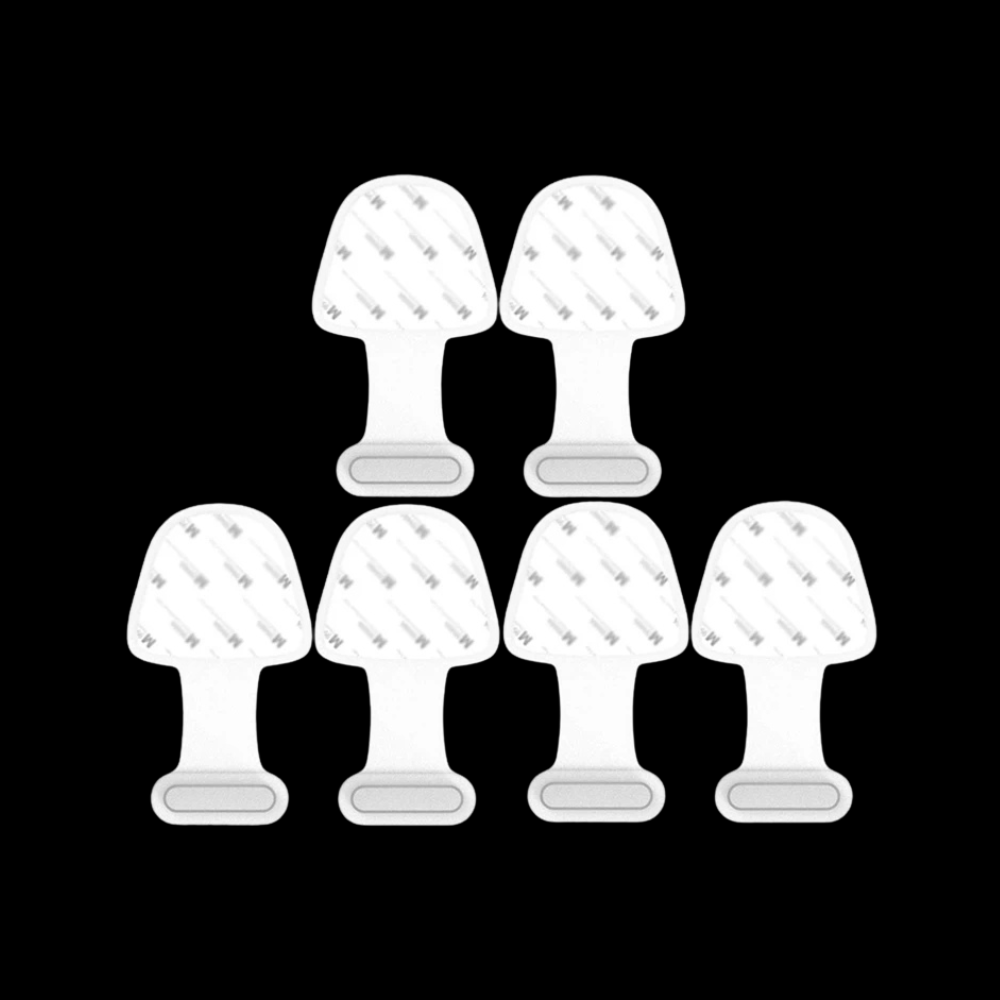 Magnetic USB-C Dust Plug Phone Mount