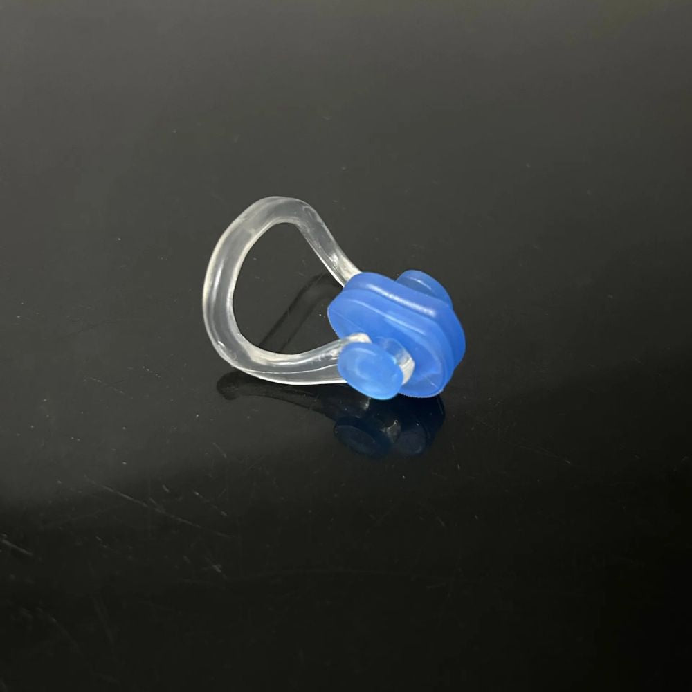 Soft Silicone Swim Nose Clip — Comfortable, Leak-Free - blue