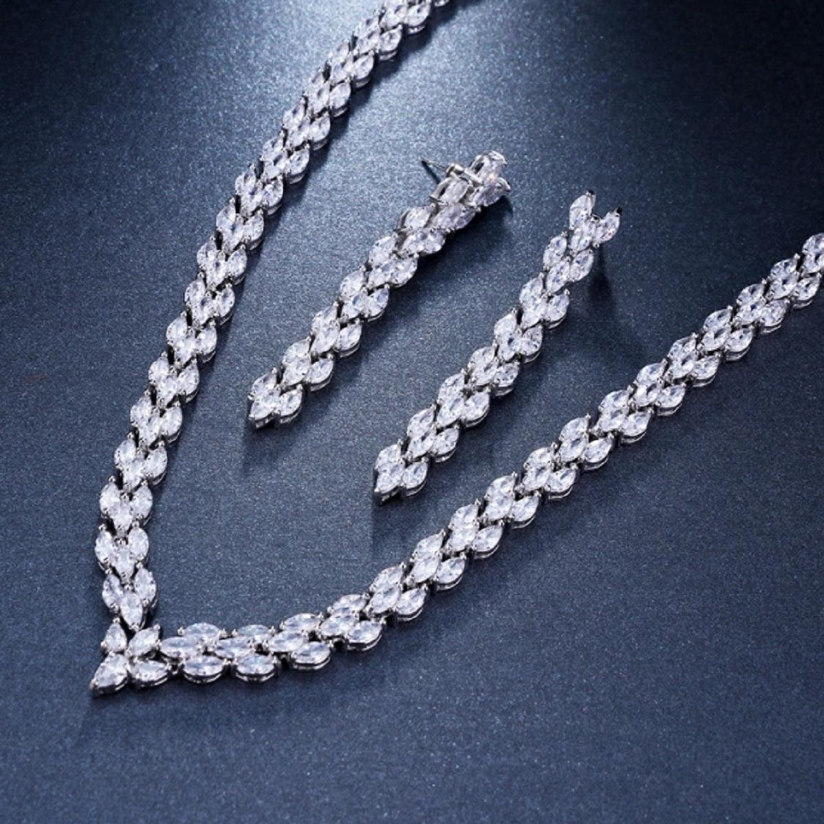 Women's Silver/ Gold Finished Bridal Collection Necklace Set - dealskart.com.au