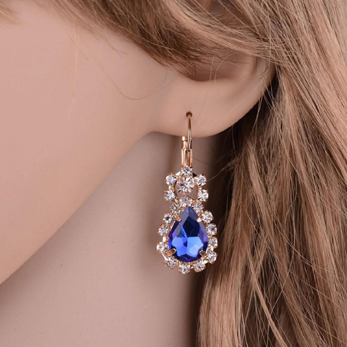 Women's Elegant and Shimmery Rhinestone Studded Jewelry Set - dealskart.com.au