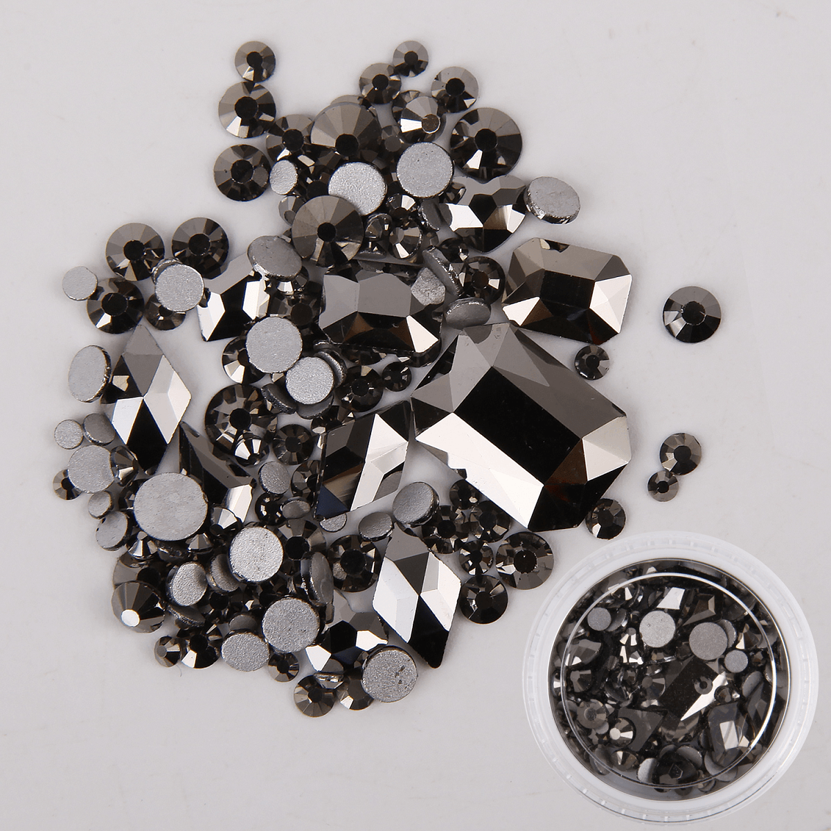 3D Rhinestone Nail Decoration Crystals - Multiple Sizes - dealskart.com.au