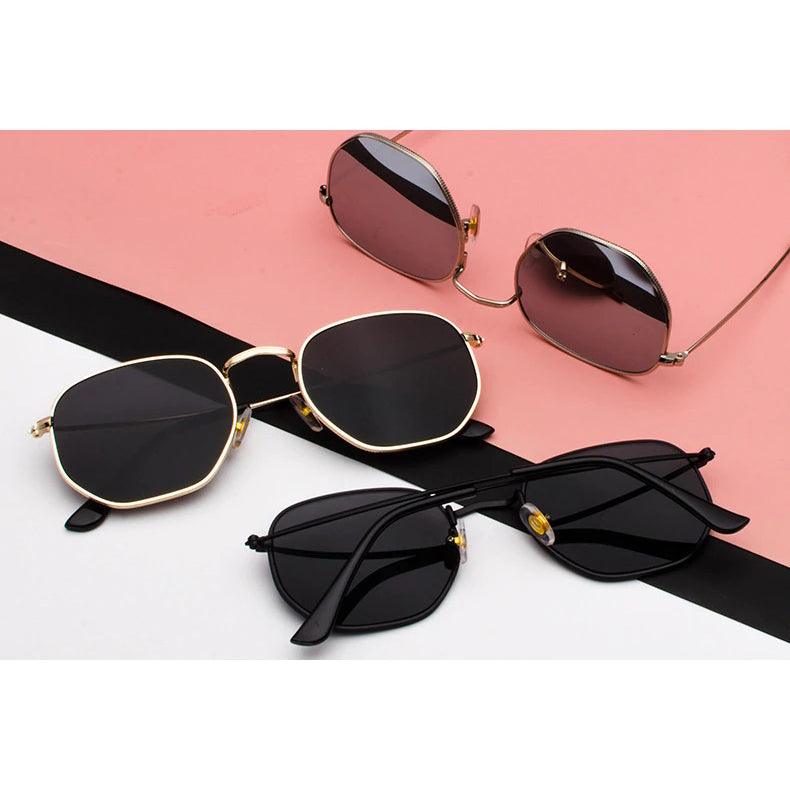 Unisex Vintage Square Metal Frame Sunglasses - dealskart.com.au