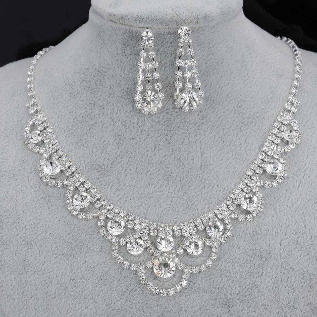 Women's Sleek Designed Silver Plated Necklace Set - Crystal Studded - dealskart.com.au